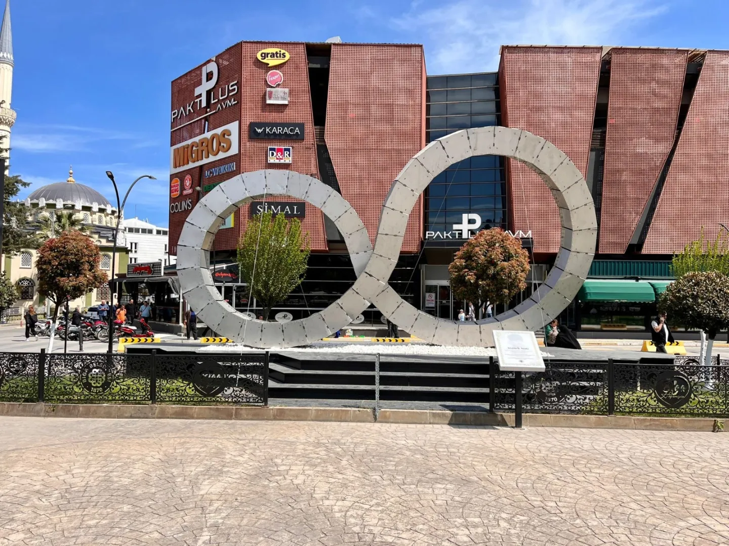 Başkan Şen; ‘’Cumhuriyetimizin değerlerini gelecek nesillere aktaracak bir simge olacak.’’