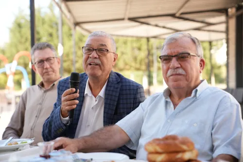 Başkan Alper Şen, Geçmiş Dönem Meclis Üyeleriyle Kahvaltıda Buluştu. - Fotoğraf 15