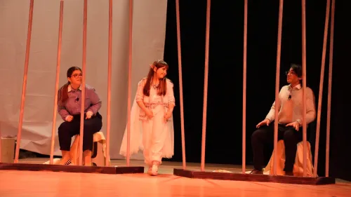 Başkan Alper Şen: “İlçe Tiyatromuzun Genç Yetenekleri Biga’nın Gururu Oldu” - Fotoğraf 9