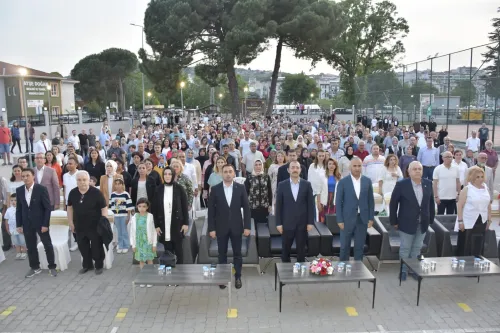 Başkan Erdoğan, Lise Öğrencilerinin Mezuniyet Heyecanına Ortak Oldu - Fotoğraf 4
