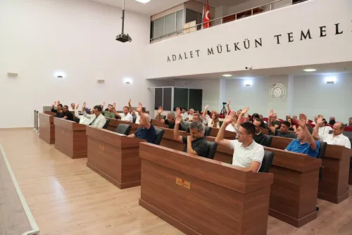 Biga Belediyesi Meclisi Eylül 2025 Olağan Birleşimi Belediye Başkanımız Alper Şen başkanlığında gerçekleştirildi. - Fotoğraf 2