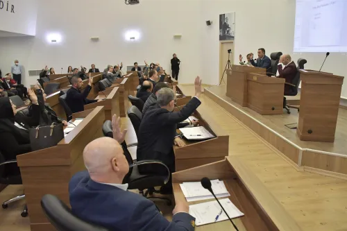 Biga Belediyesi Nisan Ayı Meclis Toplantısı Yapıldı - Fotoğraf 2