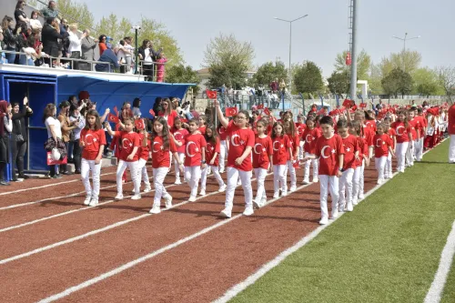Biga Belediyesi’nden Muhteşem 23 Nisan Kutlaması - Fotoğraf 1