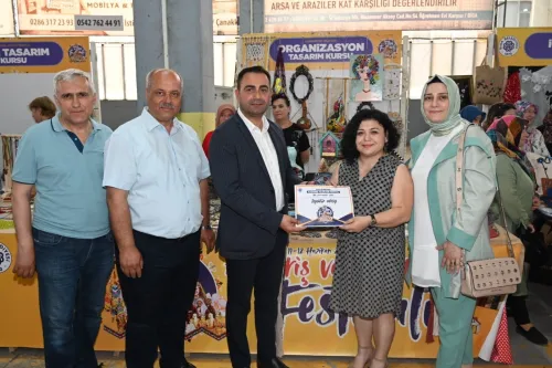 Biga'da Alışveriş ve Kültür Festivali Coşkusu - Fotoğraf 3