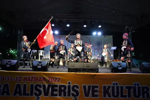 Biga'da Alışveriş ve Kültür Festivali Coşkusu - Fotoğraf 4