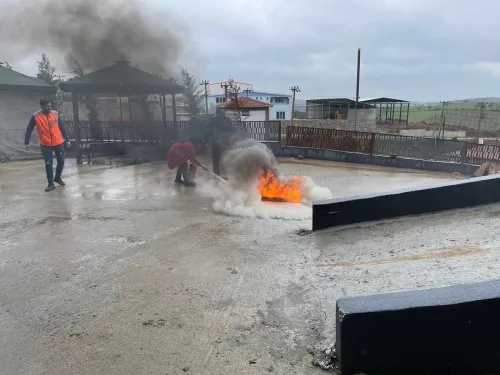 Biga’nın Ateş Savaşçıları Her Zaman Vatandaşların Yanında - Fotoğraf 4