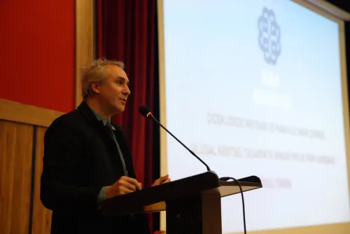 Çiçeklidede Meydanı’nın Geleceği İçin Biga’da Ortak Akıl Buluşması - Fotoğraf 4