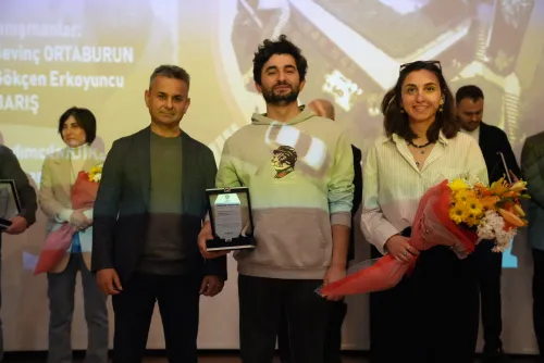 Çiçeklidede Meydanı’nın Geleceği İçin Biga’da Ortak Akıl Buluşması - Fotoğraf 12