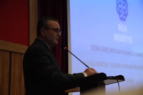 Çiçeklidede Meydanı’nın Geleceği İçin Biga’da Ortak Akıl Buluşması - Fotoğraf 6