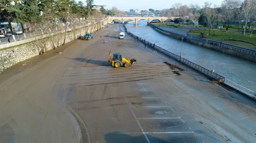 Kocabaş Çayı Kenarında Temizlik Çalışmaları Yapıldı - Fotoğraf 2