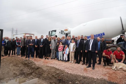 Özel Çocuklarımız İçin Bir Adım Daha Attık: Ahmet Küçük Özel Eğitim Kreş ve Gündüz Bakımevi’nin Temelini Attık. - Fotoğraf 1
