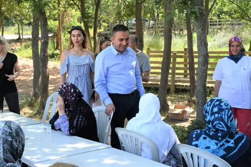 Yaşlılar Nilüfer Gölü'nde Nefes Aldı - Fotoğraf 1