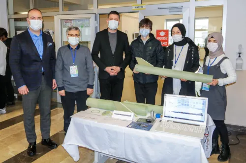 Lise Öğrencilerinin Bilim Fuarı Heyecanına Ortak Olundu