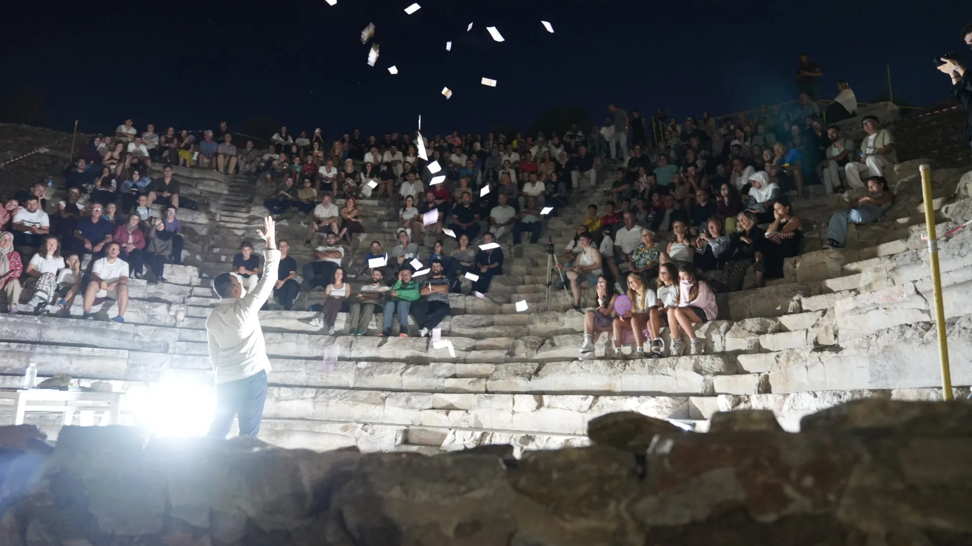Sanat Köylere Taşınıyor: Biga Belediyesi Tiyatroyu Vatandaşın Ayağına Götürüyor