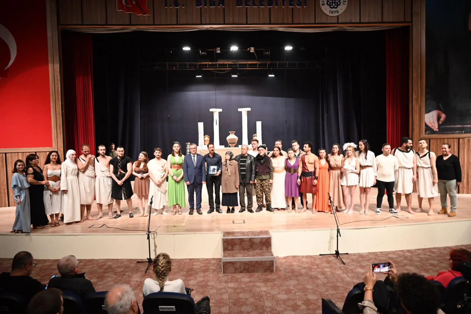 BİGA İLÇE TİYATROSU